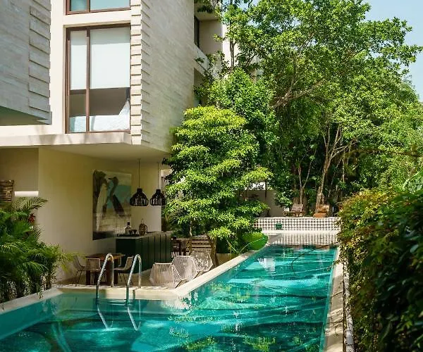 204 Hidden Gem In The Heart Of W/ Huge Private Terrace And Pool For 6 Pax Apartment *