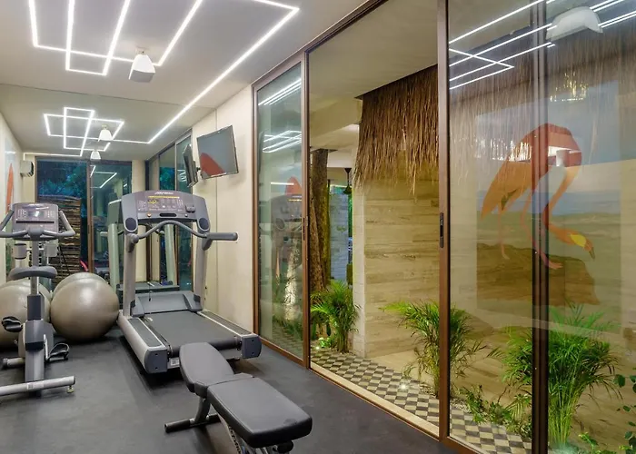 204 Hidden Gem In The Heart Of W/ Huge Private Terrace And Pool For 6 Pax Apartment *