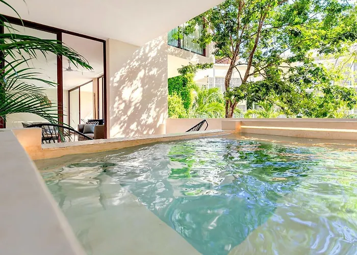 204 Hidden Gem In The Heart Of W/ Huge Private Terrace And Pool For 6 Pax *