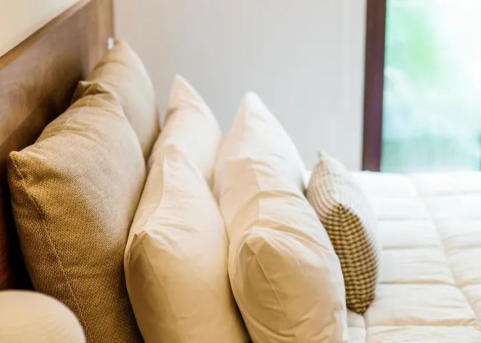 204 Hidden Gem In The Heart Of W/ Huge Private Terrace And Pool For 6 Pax Apartment