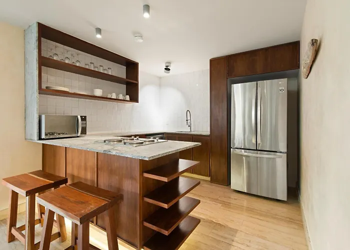 204 Hidden Gem In The Heart Of W/ Huge Private Terrace And Pool For 6 Pax Apartment