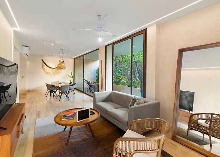 204 Hidden Gem In The Heart Of W/ Huge Private Terrace And Pool For 6 Pax Apartment *