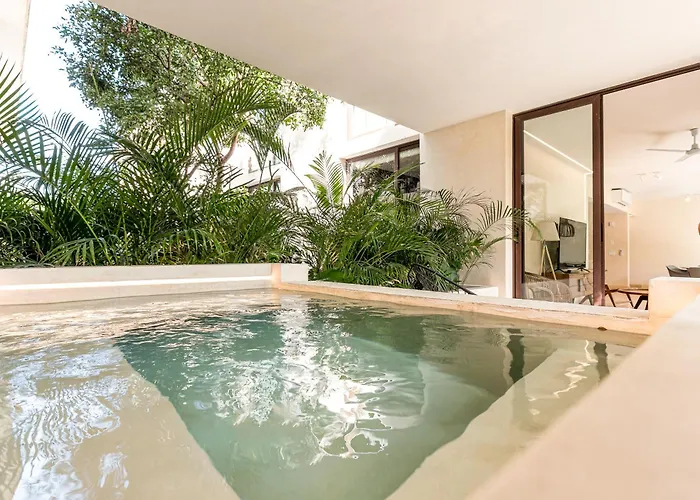 204 Hidden Gem In The Heart Of W/ Huge Private Terrace And Pool For 6 Pax Apartment